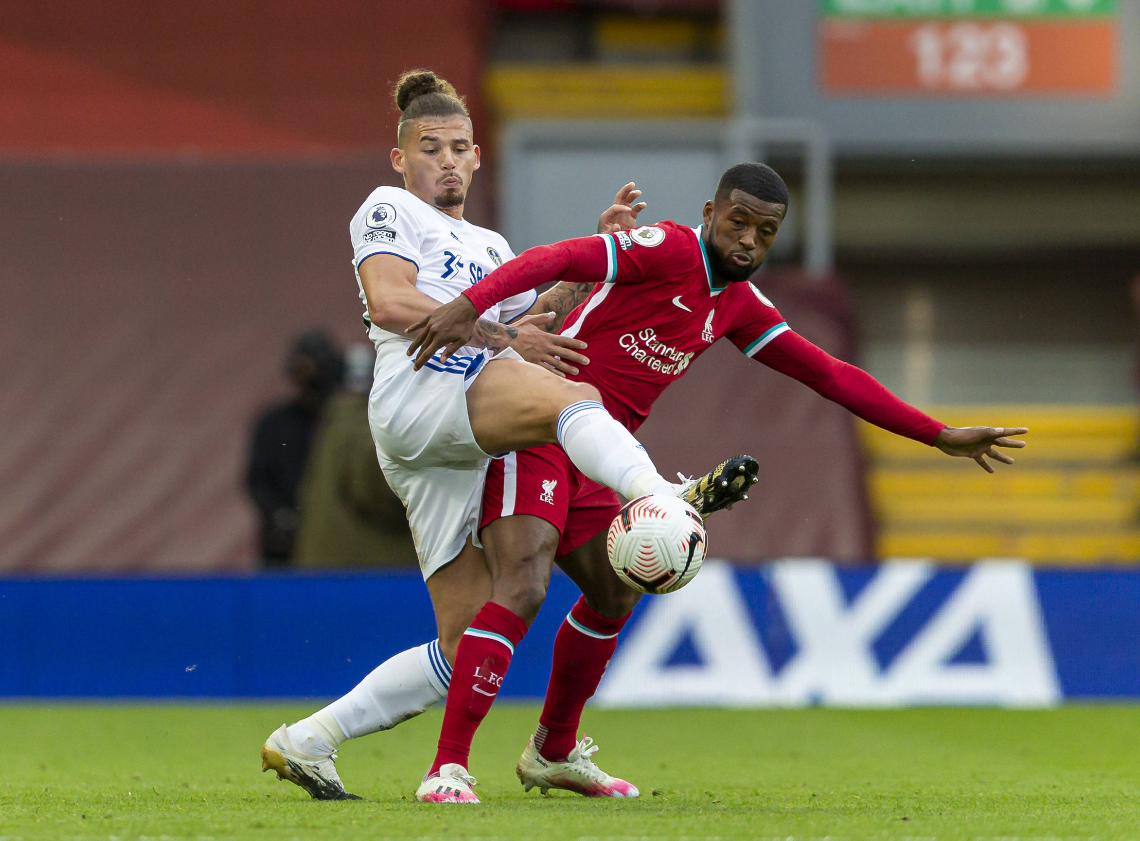 友谊赛半场：格罗斯乱战破门，吉拉西点射，多特蒙德暂2-0里尔.