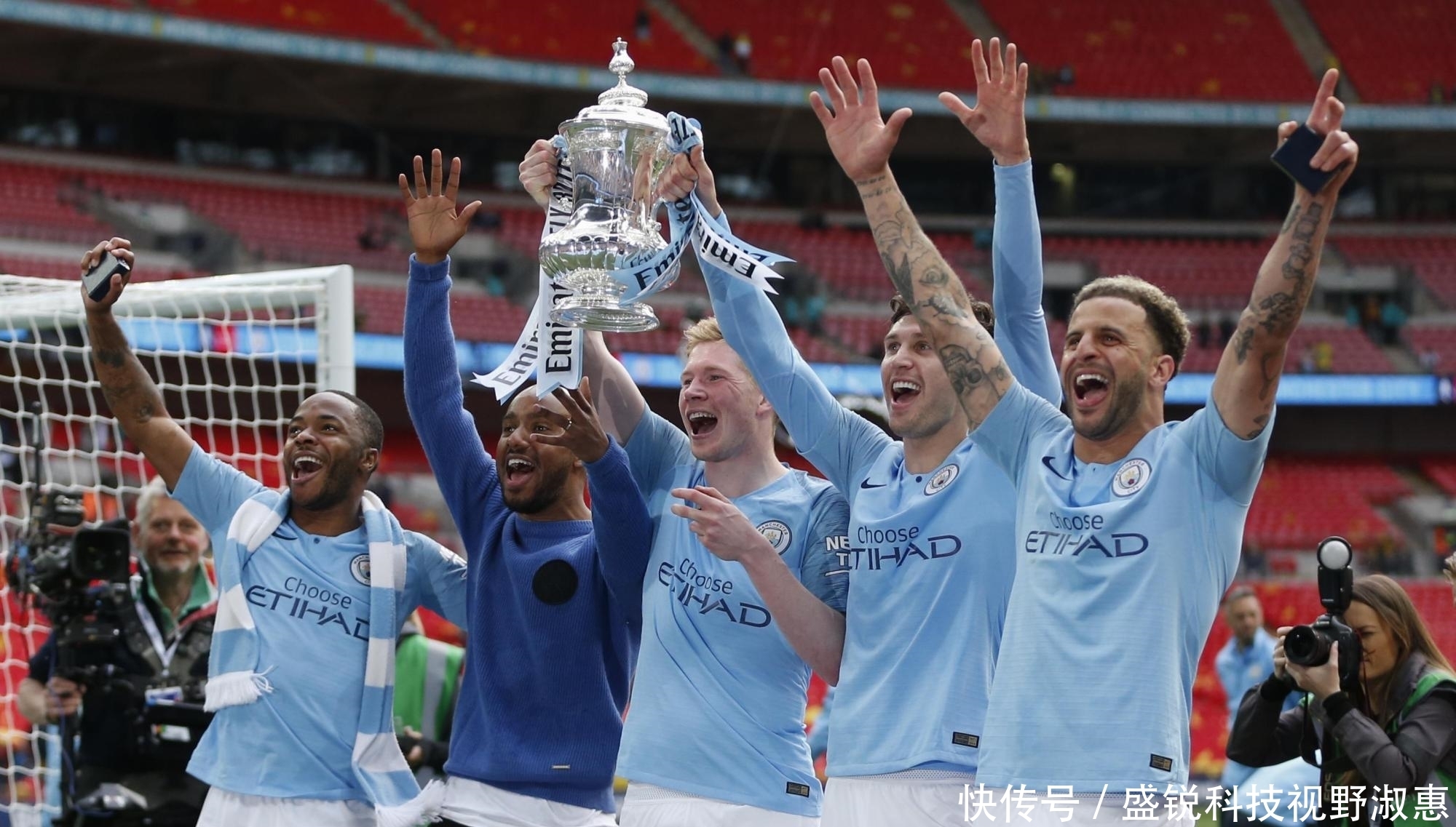 员在年轻时 员在年轻时